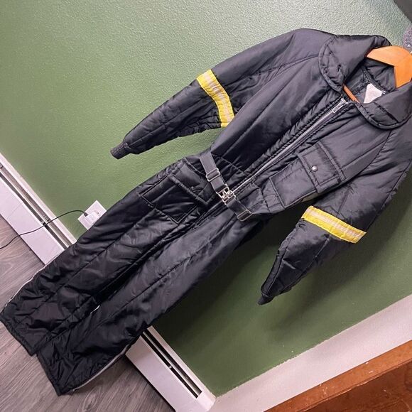 Ladies medium snowsuit size 8-10 vintage black yellow stripe sleeve JC penny - Picture 3 of 6